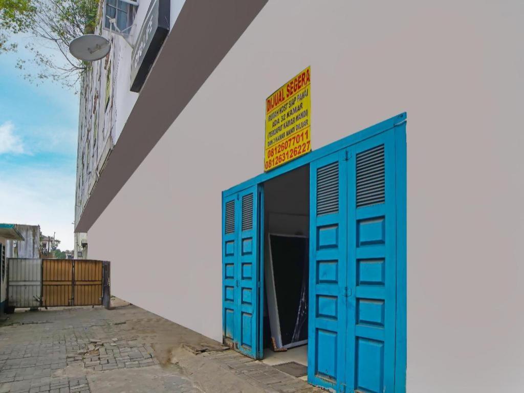 Oyo 92403 Gatsu Hotel Medan